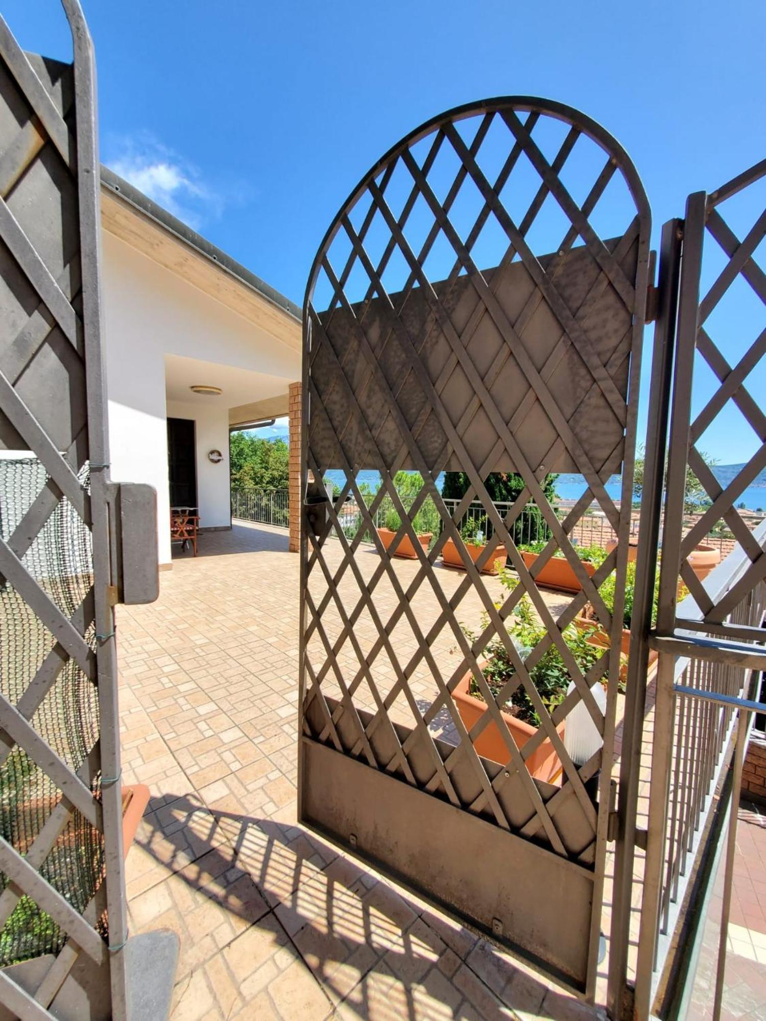 Garda Sunshine Apartment Toscolano Maderno Ngoại thất bức ảnh