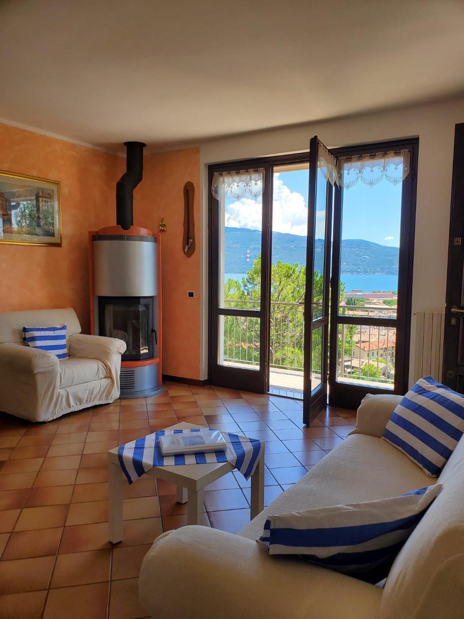 Garda Sunshine Apartment Toscolano Maderno Ngoại thất bức ảnh